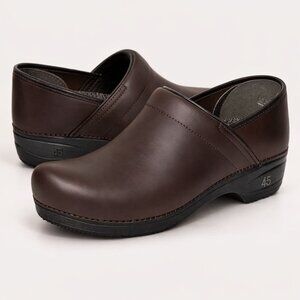 Dansko XP 2.0 Professional Clogs Brown Leather Slip Resistant Work Shoes Size 12